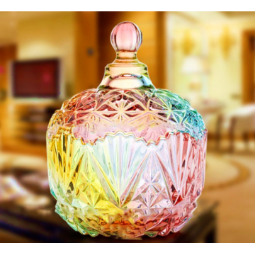 Colorido frasco de dulces de vidrio con cristalería de tapa de vidrio