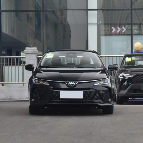 Использовал гибридную Toyota Corolla