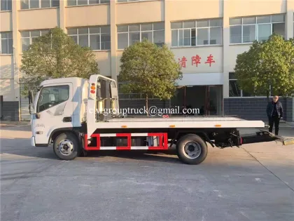 Hyundai light duty flatbed wrecker truck
