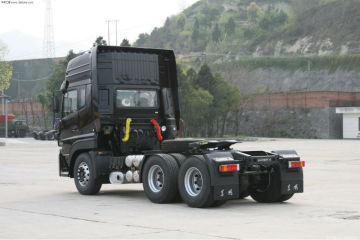 Dongfeng New Design Cabin Towing Trucks Tractor Units