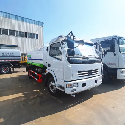 Cheng Liwei brand 8cbm sprinkler truck