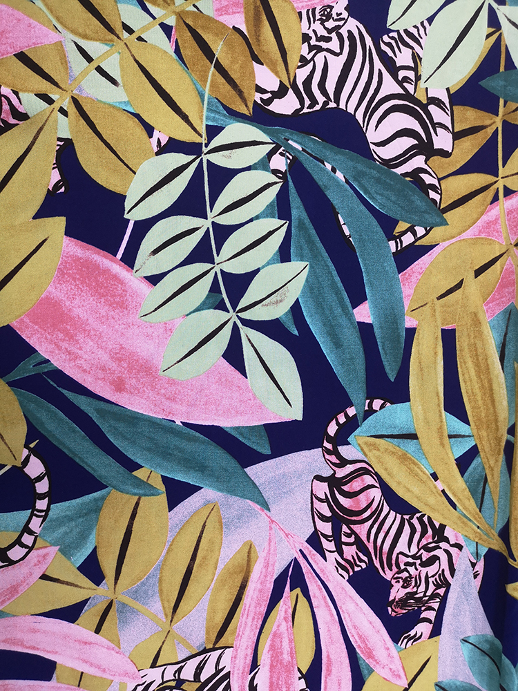 Tropical Animal Rayon Challis 30S Air-jet Printing Fabric