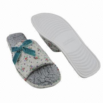 Open toe indoor slippers for women