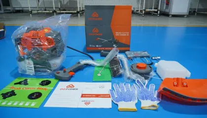 HUSTIL CG520 N 52cc Petrol Two Stroke Power String Trimmer