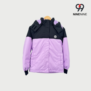 Chaqueta de esquí elegante para niños en color negro y lavanda