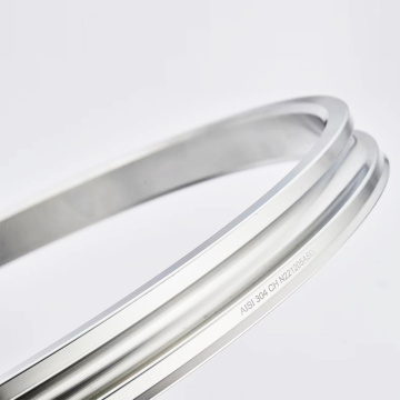 Equal section thin-walled bearing ring