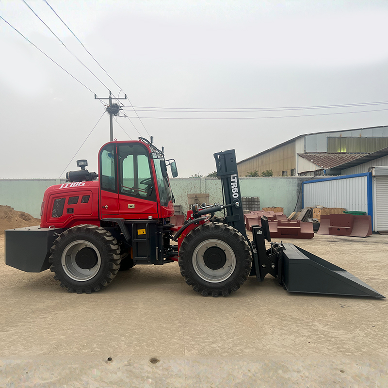 Chinese Brand New Off-Road Articulated 4WD 5 Ton All-Terrain Forklift Truck with 4500mm Lifting Height