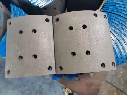 China Factory Manufacturing High Quality Brake Linings Truck Brake Shoe Lining