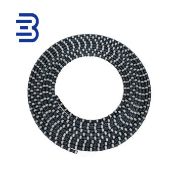 Corte de mármore com serra de fio diamantado de alta precisão