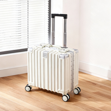 Verimli Paketleme için Akıllı Tasarımlı Bagaj