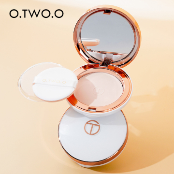 O.TWO.O Natural Color Oil Control Pressed Powder