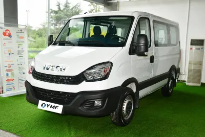 Customized Luxury IVECO RV Caravan: Fully Equipped Motorhome