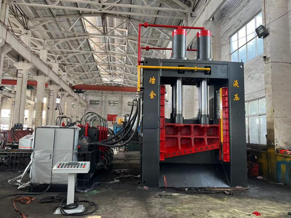 High Output Scrap Metals Guillotine Type Cutting Machine