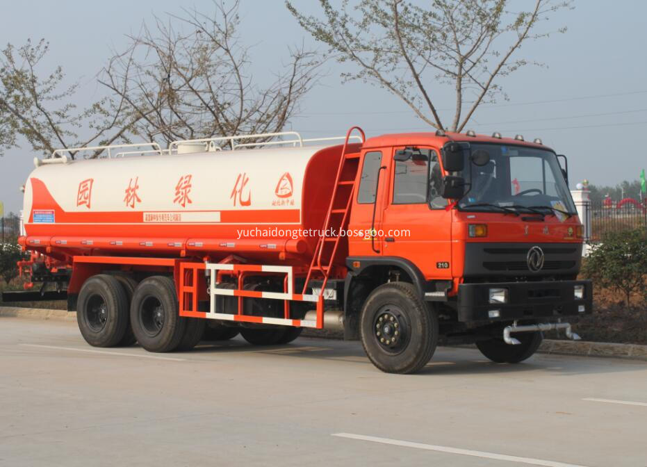 Dongfeng 6x4 water truck 15m3