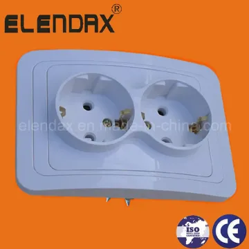 Enchufe de pared doble de montaje empotrado estilo europeo