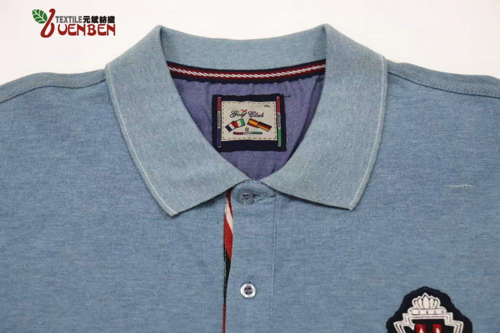 Herren Poloshirt in Melange-Farbe mit Stoffleiste zum Binden