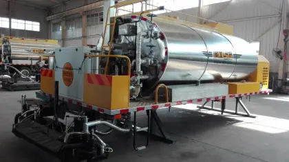 Asphalt Paver Bitumen Sprayer