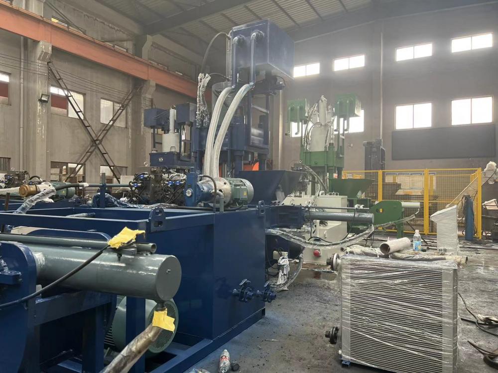 Vertical Scrap Aluminum Chip Briquette Machine With CE