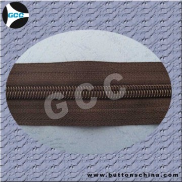 #5 Nylon Zipper Chain 
