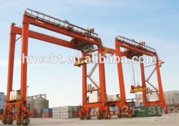 supply the rubber tyre gantry crane use in the container yard terminal with 40 tons