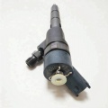 Komatsu PC70/110/130-8 Inyector de combustible 0445110307