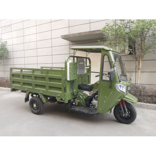 modelo de triciclo operado por motorista