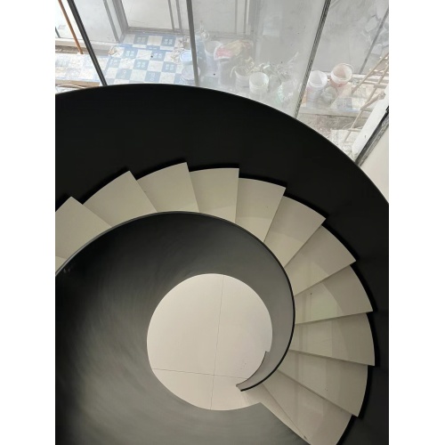 فيلا MS Top Sale درج منحني فاخر، درج منحني