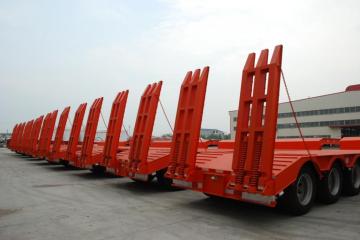 40T Tri-Axle Lowbed Semi-Trailer