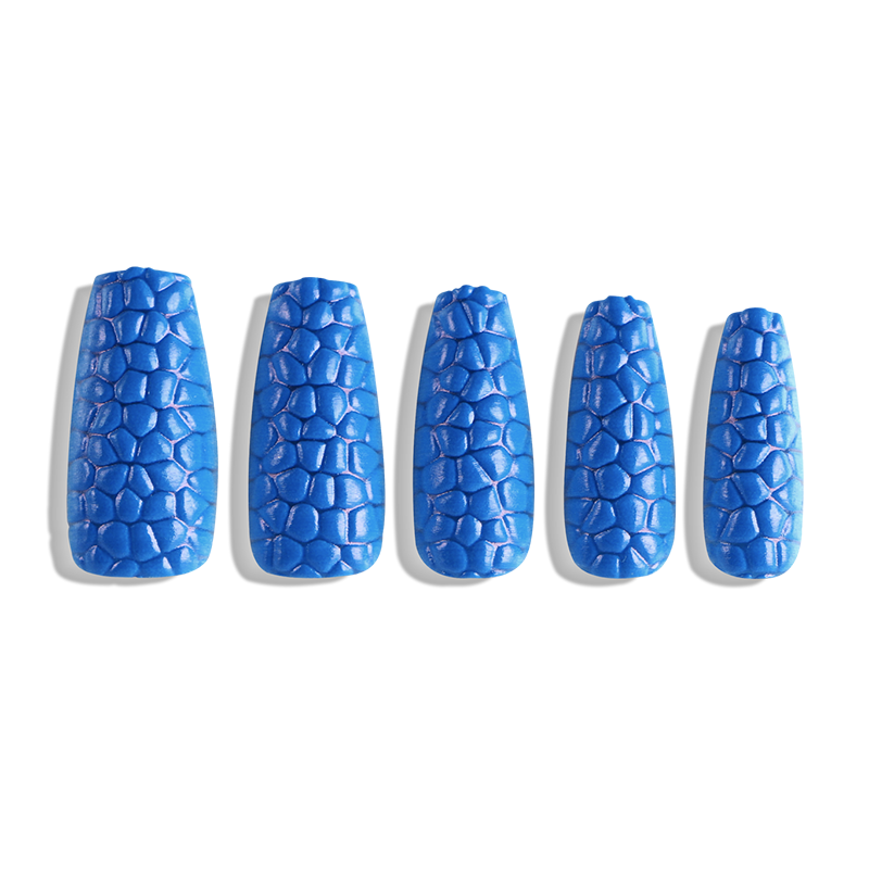 3D snake pattern false nails