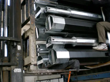 Outdoor 9 M 11 M Galvanized Lamp Post