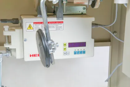 Innovative Silver Bag Folder Pioneers in Packaging Industry