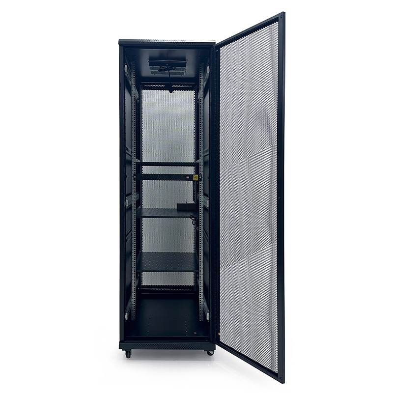 Ventilated Rear Door Structure