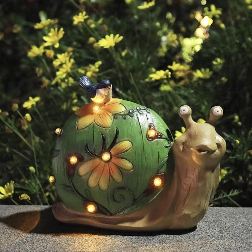 Indoor Outdoor Summer Decorations Garden Statue Snail Figurine Supplier