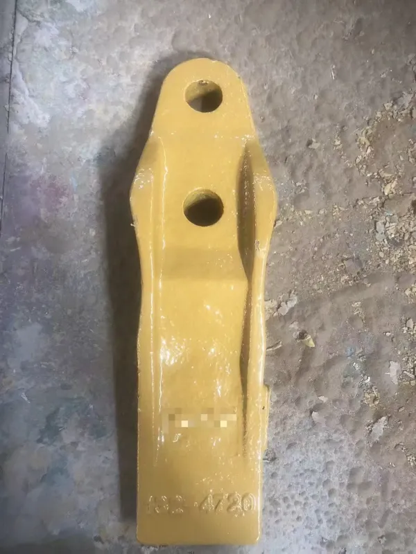 Premium Wear Parts Skid Steer Ca T Loader Unitooth with Bolt Nut 132-4720 for Sale