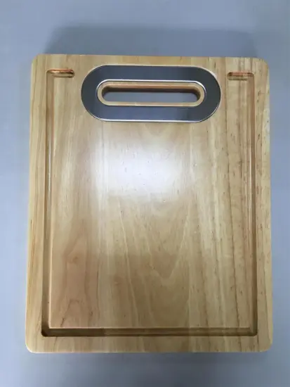 good quality wooden cutting board