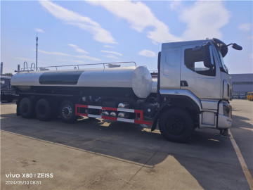Camion di spruzzatura dell'acqua Dongfeng da 20 tonnellate