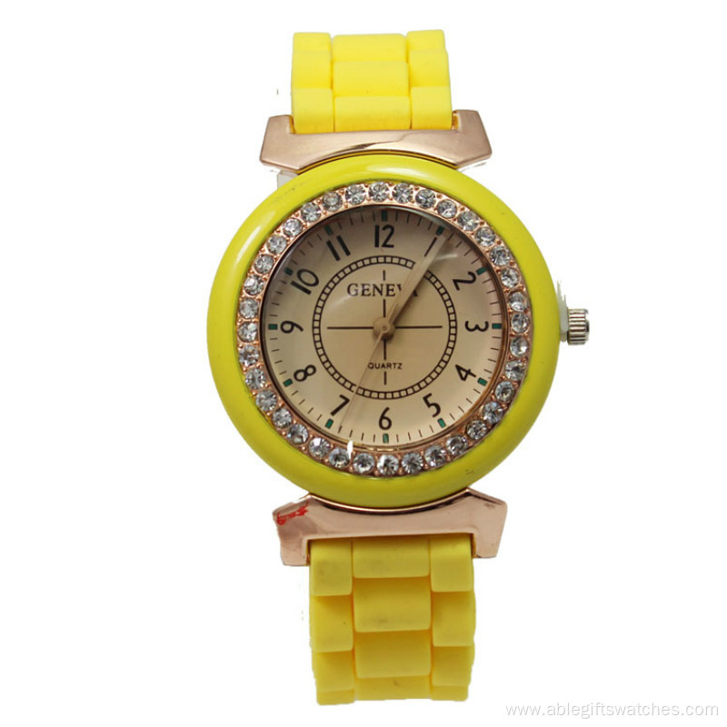 Popular Market Cheap Quartz Geneva Ladies Waterproof Watch