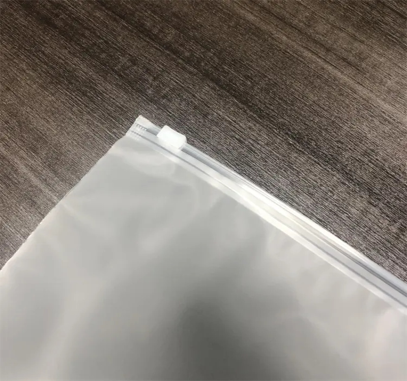 مستحضرات التجميل المخصصة CPE/PVC Frosted Plastic Szipper Bag