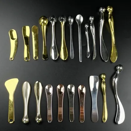 Wholesale Luxury Mini Gold Zinc Alloy Facial Cream Spoon Metal Cosmetics Spatula