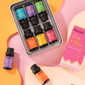 Organic Essential Oil Set for Massage and Aromatherapy - Lavender, Sweet Orange, Tea Tree & Lemongrass