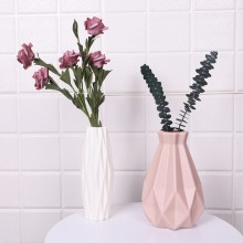 Origami Plastic Flower Vase Modern Home Decoration White Imitation Ceramic Flower Pot Flower Nordic Ornament Home Decor