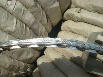 High Tensile Razor Ribbon Barbed Wire for Security Fence