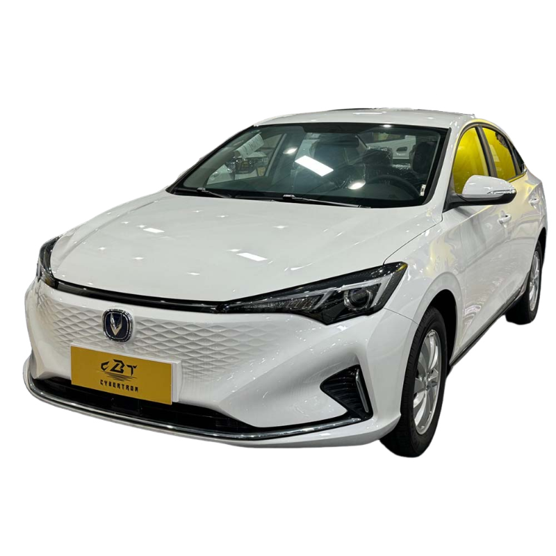 長安 Eado 流線型ハイブリッド クーペ