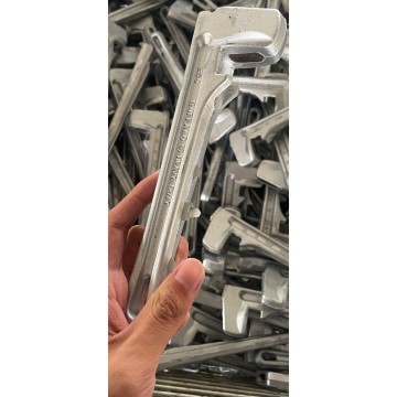 Cast aluminum car wrench