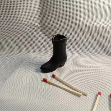 Ceramic Boot Match Holder - Find Your Perfect Match