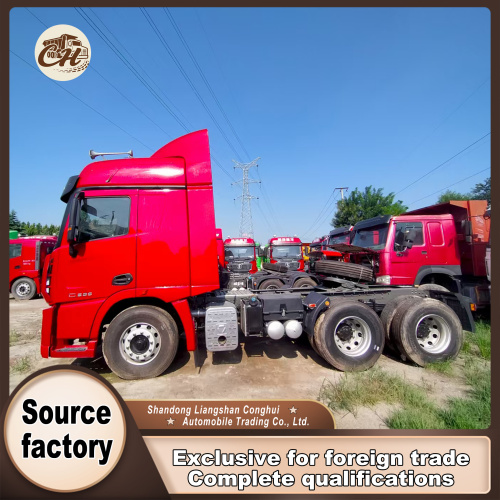 Caminhão trator vermelho XCMG Hanvan G7 550Hp