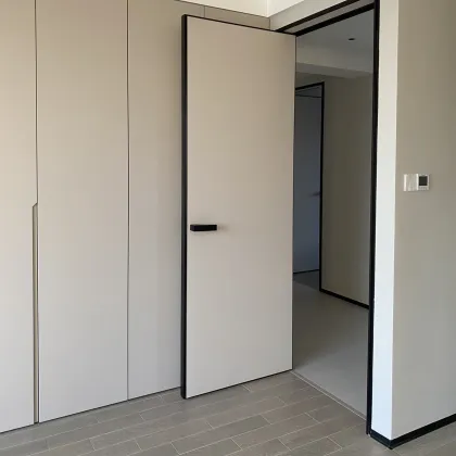 Flush Invisible White Interior Door
