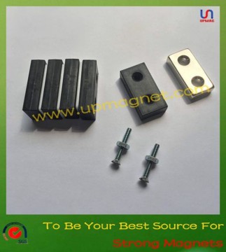 Waterproof neodymium magnets with countersinks