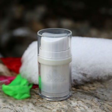 Clear Plastic Jar with Airless Pump Vacuum Jar