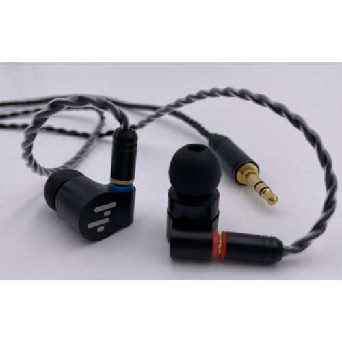 Hybrid in-Ear HiFi Earphones with Detachable Cable